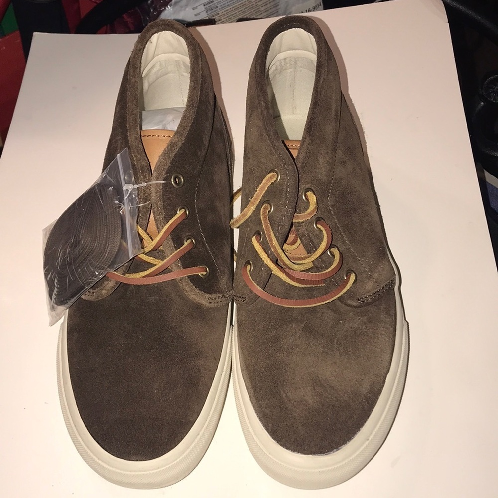 NWOT Men’s Polo Suede Chukka Boot